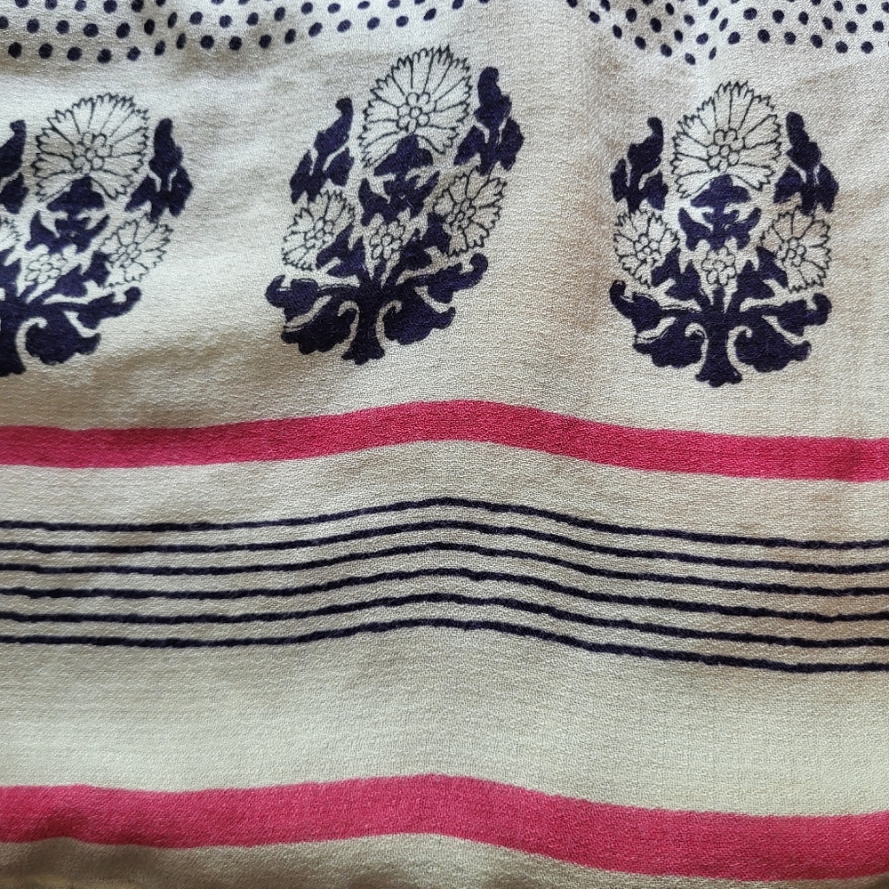 Lucky Brand Top. Medium - Picture 3 of 5
